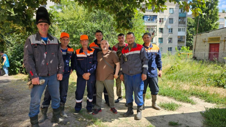 Калужские коммунальщики помогают Первомайску готовиться к отопительному сезону. Калужские коммунальщики помогают Первомайску готовиться к отопительному сезону.